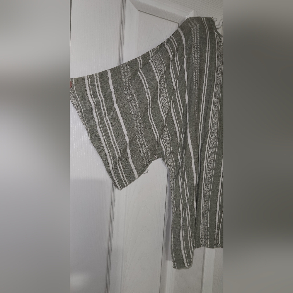 Striped Blouse - Picture 3 of 6